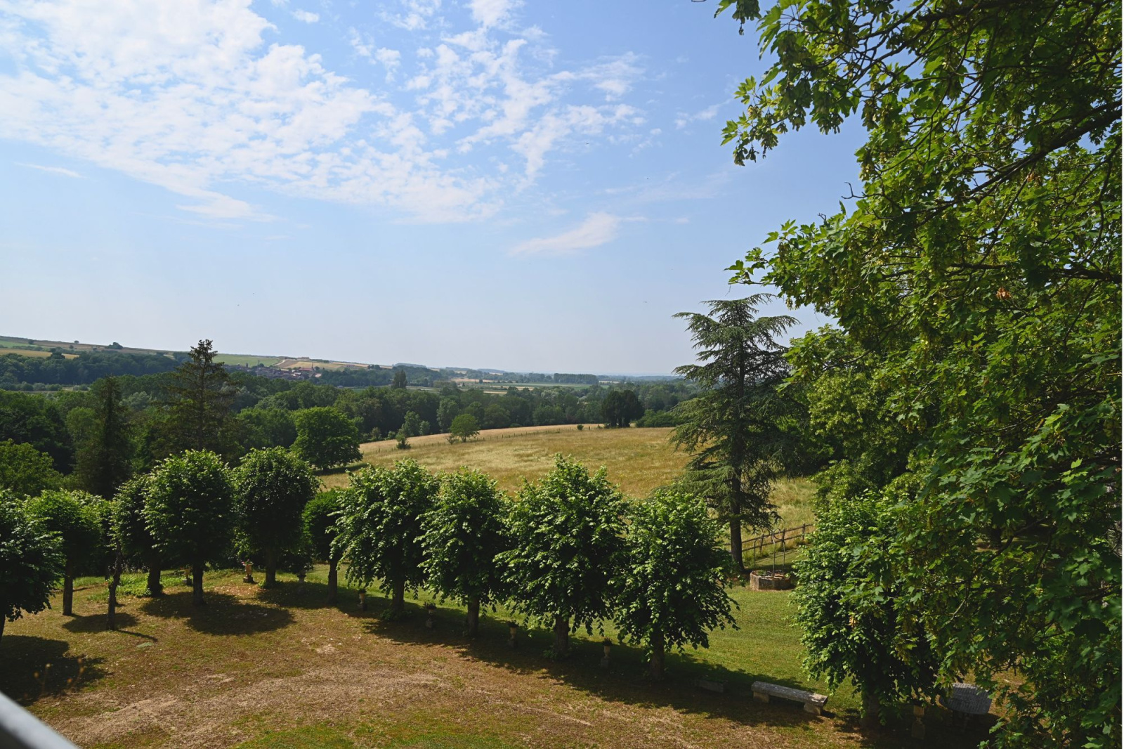 Image_11, Propriete, Tonnerre, ref :235