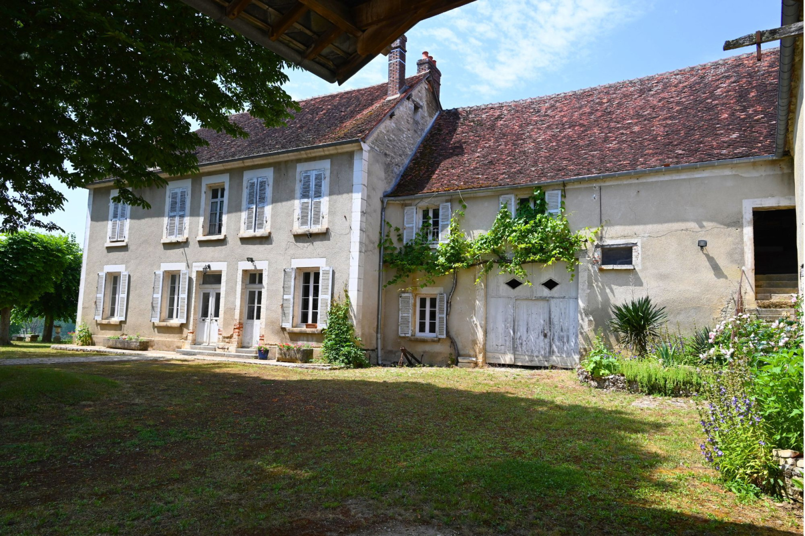 Image_12, Propriete, Tonnerre, ref :235